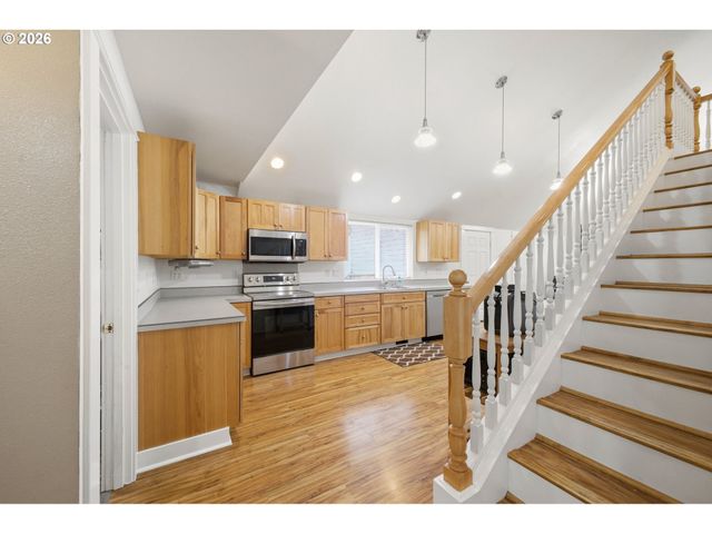 10208 Ne 212TH Ave, Vancouver, WA 98682
