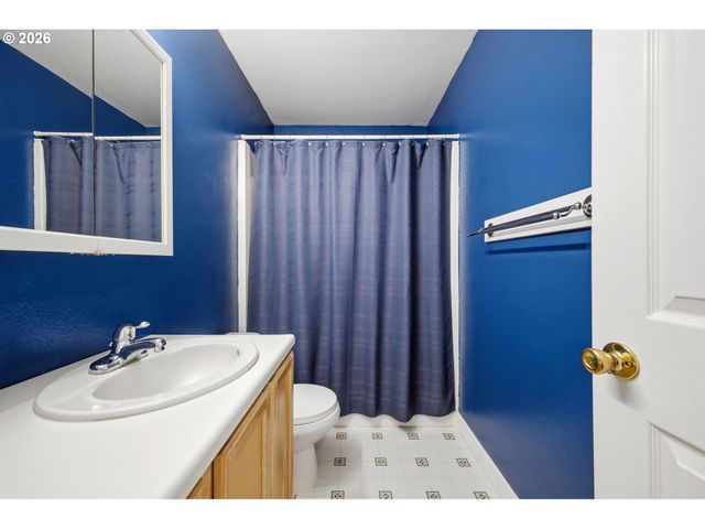 10208 Ne 212TH Ave, Vancouver, WA 98682