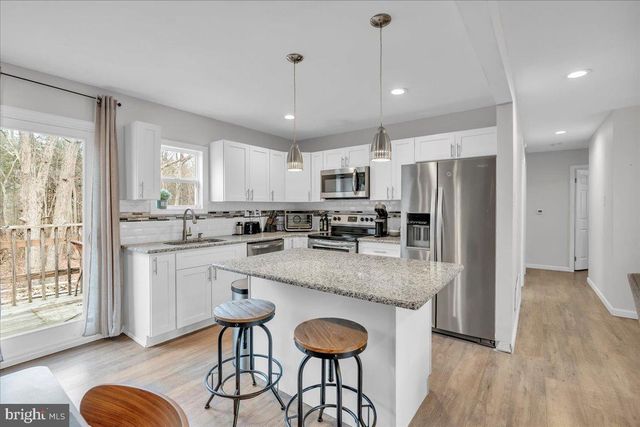 542 PEMBERTON BLVD, Browns Mills, NJ 08015