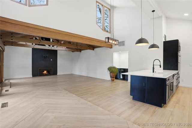 10203 S Richmond Avenue, Tulsa, OK 74137