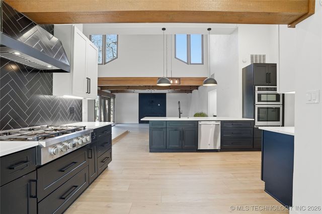 10203 S Richmond Avenue, Tulsa, OK 74137