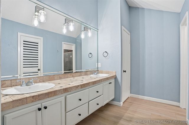 10203 S Richmond Avenue, Tulsa, OK 74137