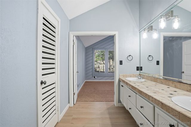 10203 S Richmond Avenue, Tulsa, OK 74137