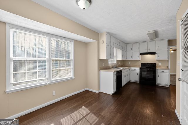 270 Fairfield Drive, Ellenwood, GA 30294