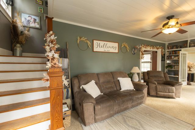 215 W TERRILL RD, Moberly, MO 65270