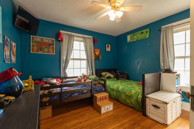 215 W TERRILL RD, Moberly, MO 65270