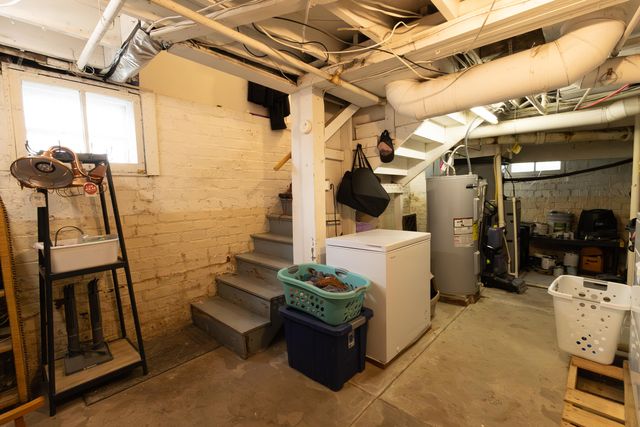 215 W TERRILL RD, Moberly, MO 65270