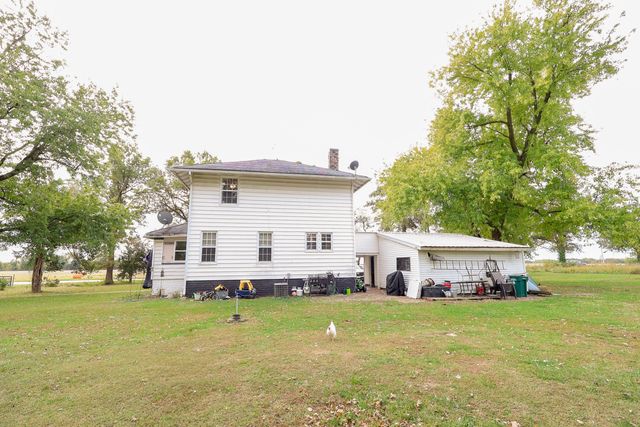 215 W TERRILL RD, Moberly, MO 65270