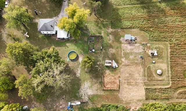 215 W TERRILL RD, Moberly, MO 65270