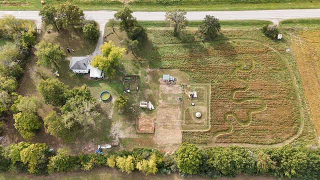 215 W TERRILL RD, Moberly, MO 65270