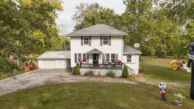 215 W TERRILL RD, Moberly, MO 65270