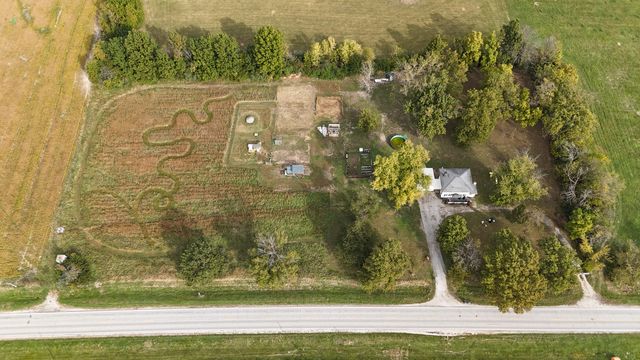 215 W TERRILL RD, Moberly, MO 65270