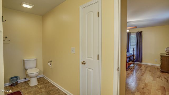 1626 Highway 91 Apt 2, Elizabethton, TN 37643