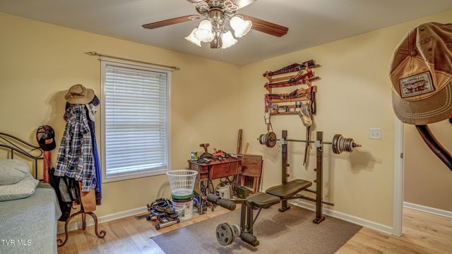 1626 Highway 91 Apt 2, Elizabethton, TN 37643