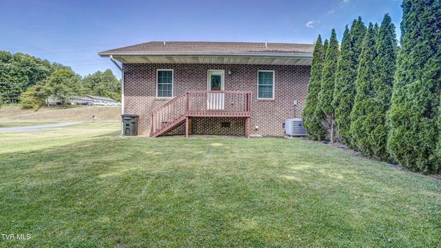 1626 Highway 91 Apt 2, Elizabethton, TN 37643