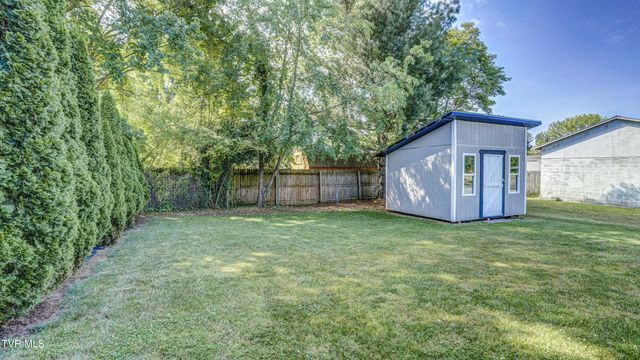 1626 Highway 91 Apt 2, Elizabethton, TN 37643