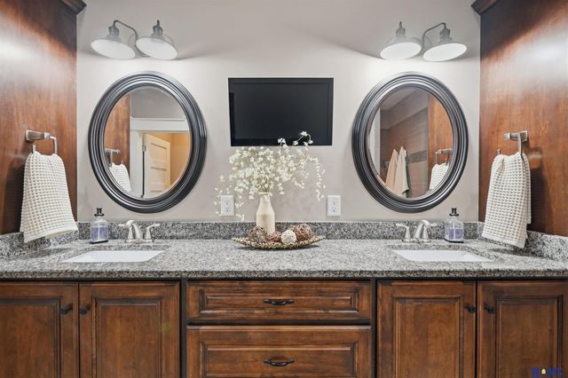 5780 Elderberry Lane, Roca, NE 68430