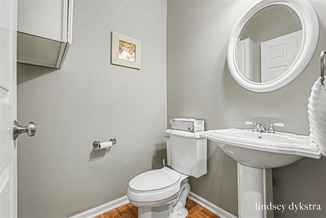 2320 Red Oak Court, Grand Rapids, MI 49504