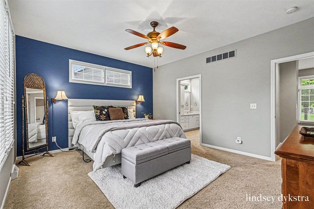 2320 Red Oak Court, Grand Rapids, MI 49504