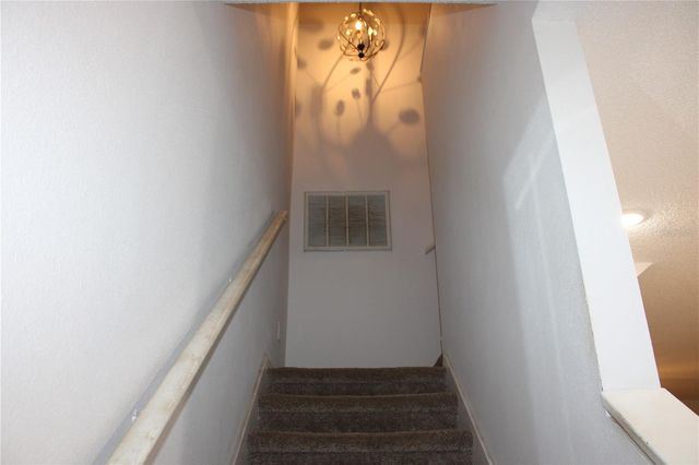 202 HEMINGWAY DRIVE, Oldsmar, FL 34677