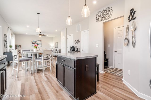 475 Williamsburg Dr, Mt Washington, KY 40047