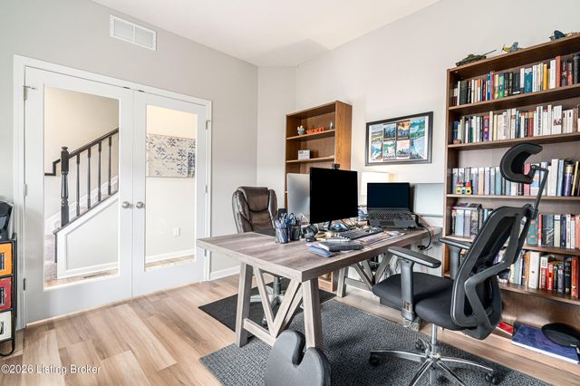 475 Williamsburg Dr, Mt Washington, KY 40047