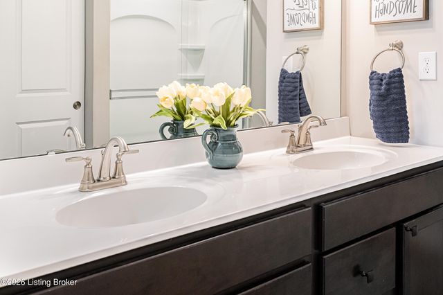 475 Williamsburg Dr, Mt Washington, KY 40047