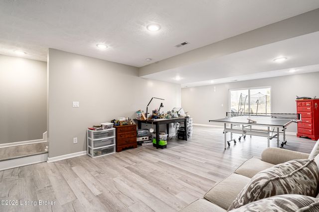 475 Williamsburg Dr, Mt Washington, KY 40047