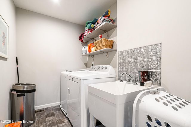 475 Williamsburg Dr, Mt Washington, KY 40047