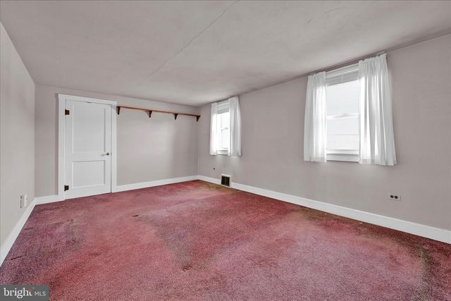 1910 E CUMBERLAND, Lebanon, PA 17042