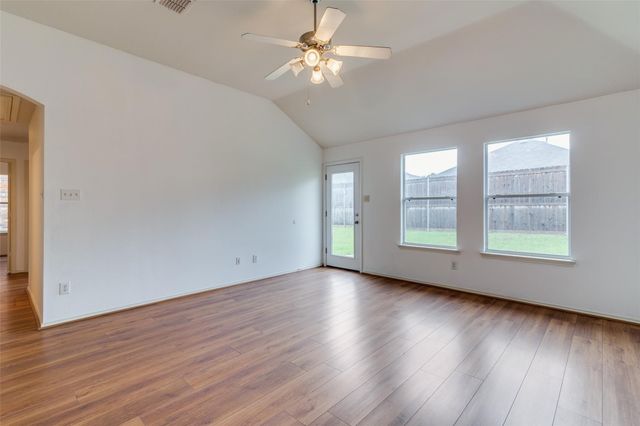 2030 Natchez Drive, Forney, TX 75126