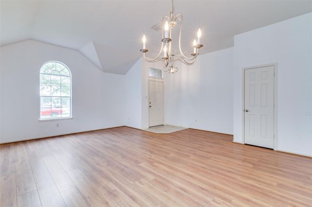 2030 Natchez Drive, Forney, TX 75126