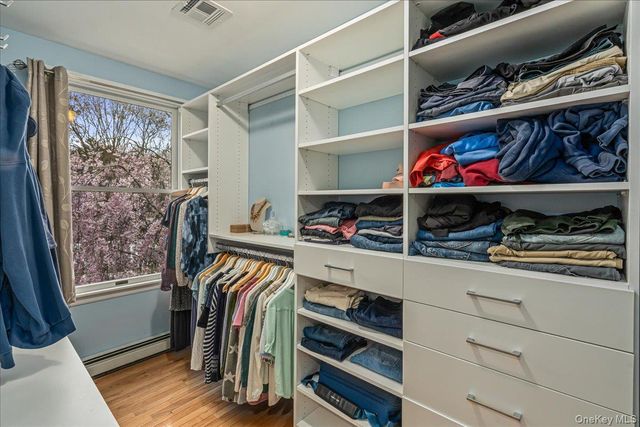 79 White Pine Way, Medford, NY 11763