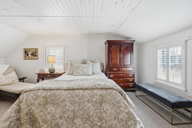 26 Westbrook Road, Worcester, MA 01602