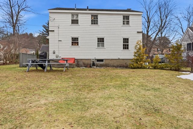 26 Westbrook Road, Worcester, MA 01602