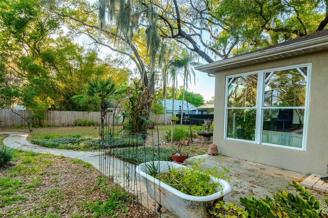 8508 DEE CIRCLE, Riverview, FL 33569