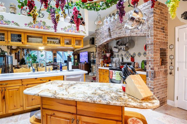 8508 DEE CIRCLE, Riverview, FL 33569