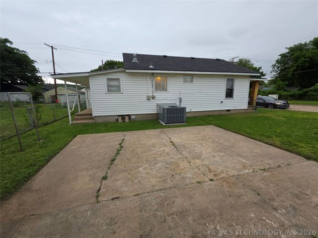 4016 S 23rd West Avenue, Tulsa, OK 74107