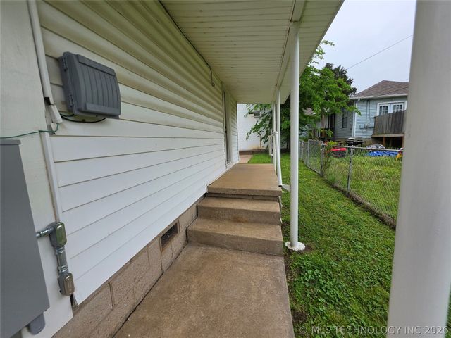 4016 S 23rd West Avenue, Tulsa, OK 74107