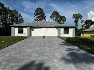 405-407 Chalet AVE S, Lehigh Acres, FL 33974