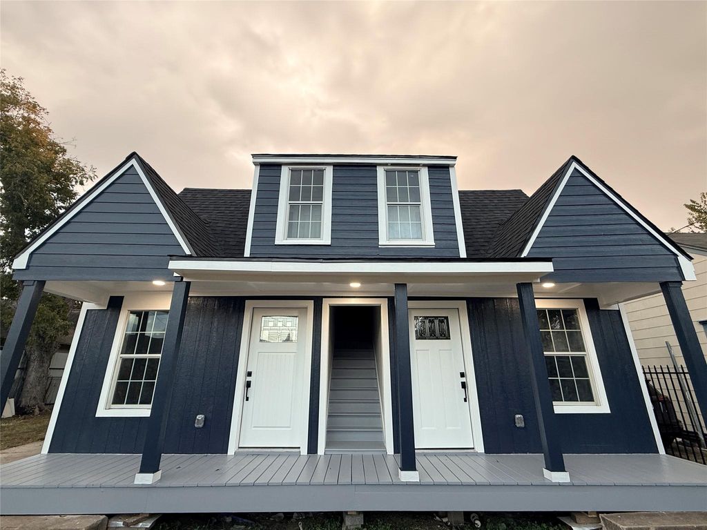 5238 Pease St 4, Houston, TX 77023