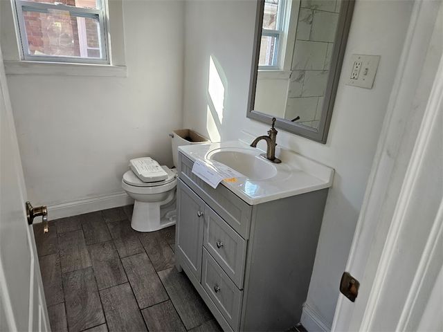 2072 Boggs Ave, Wilkinsburg, PA 15221