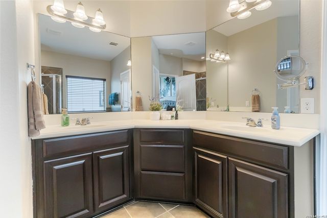 26215 Big Bluestem, San Antonio, TX 78261