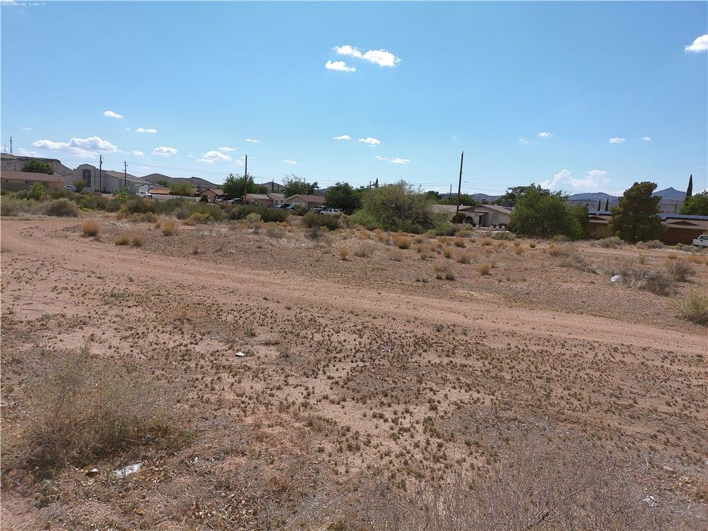 Lot 33-38 Valentine, Kingman, AZ 86401