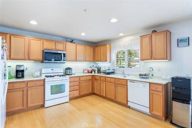 9406 Hampstead Court, Riverside, CA 92508