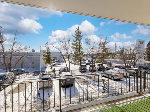 10117 S Cicero Avenue 206, Oak Lawn, IL 60453