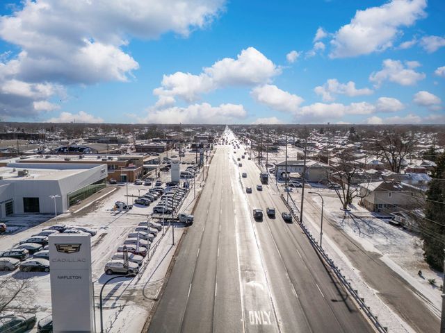 10117 S Cicero Avenue 206, Oak Lawn, IL 60453