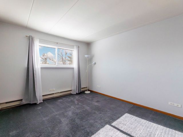 10117 S Cicero Avenue 206, Oak Lawn, IL 60453