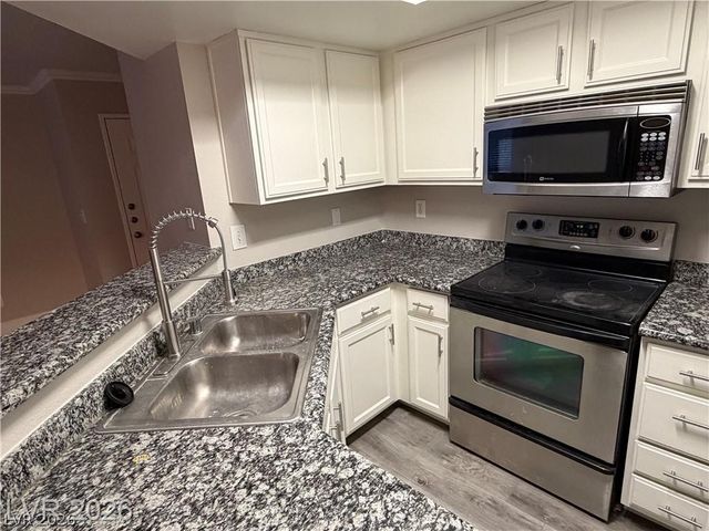 8600 West Charleston Boulevard 1104, Las Vegas, NV 89117