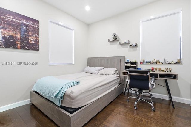 7026 NW 103rd Pl, Doral, FL 33178